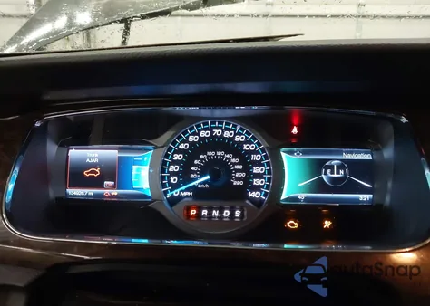 2015 Ford Taurus Limited z USA, uszkodzony, nr VIN 1FAHP2J8XFG166059